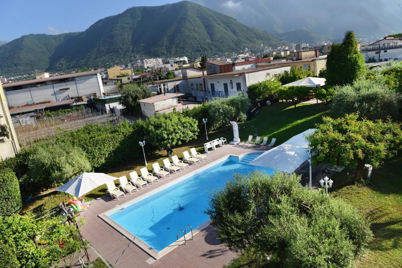 B&B Nonna Teresa Gragnano Bagian luar foto